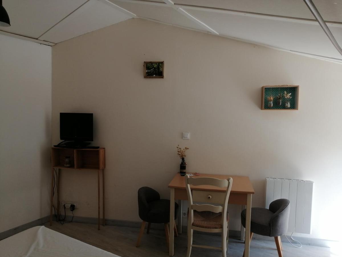 Chambres D'Hotes "La Source" Mareuil-sur-Lay Esterno foto