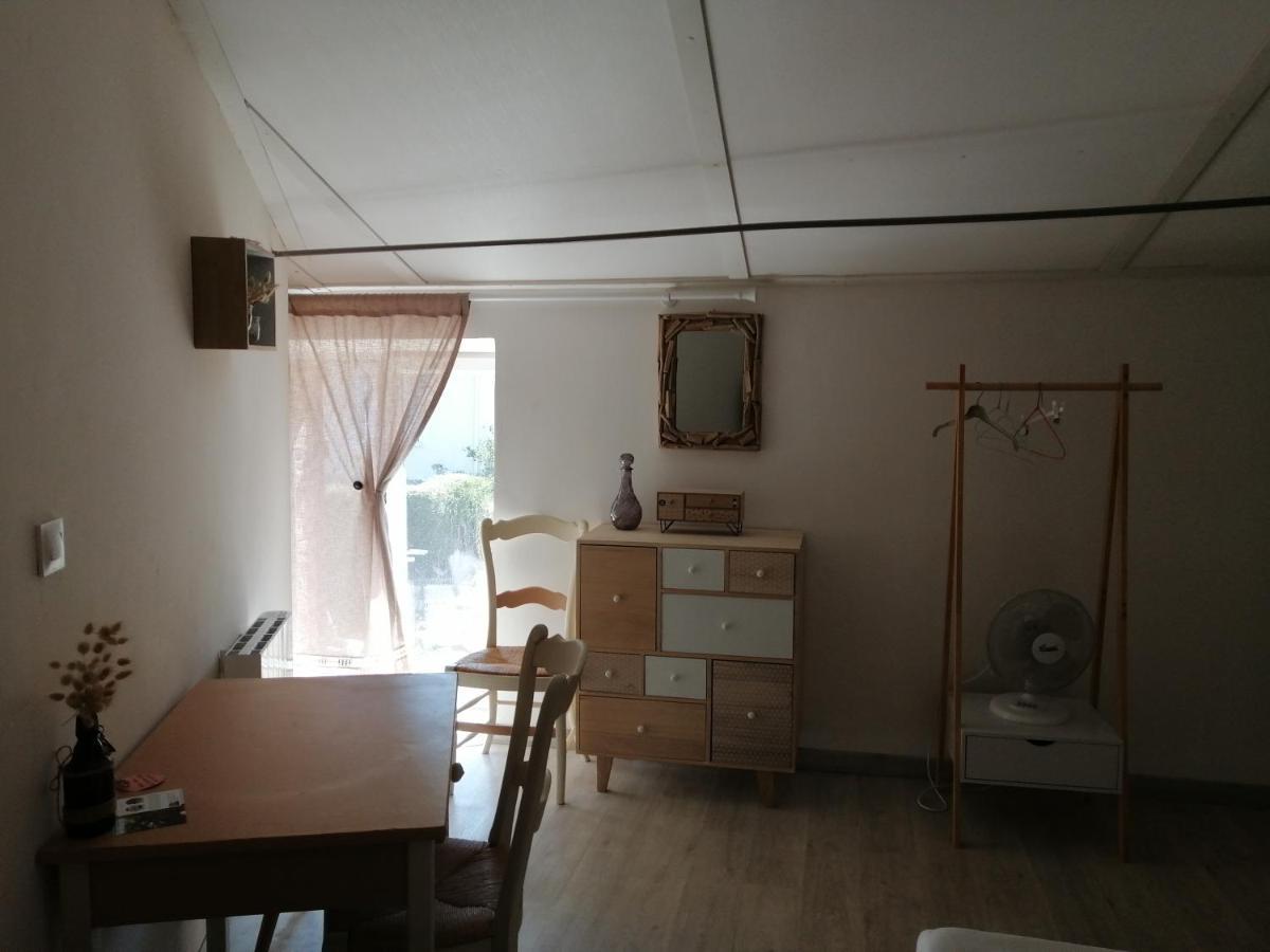 Chambres D'Hotes "La Source" Mareuil-sur-Lay Esterno foto