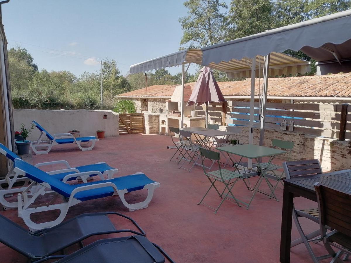 Chambres D'Hotes "La Source" Mareuil-sur-Lay Esterno foto